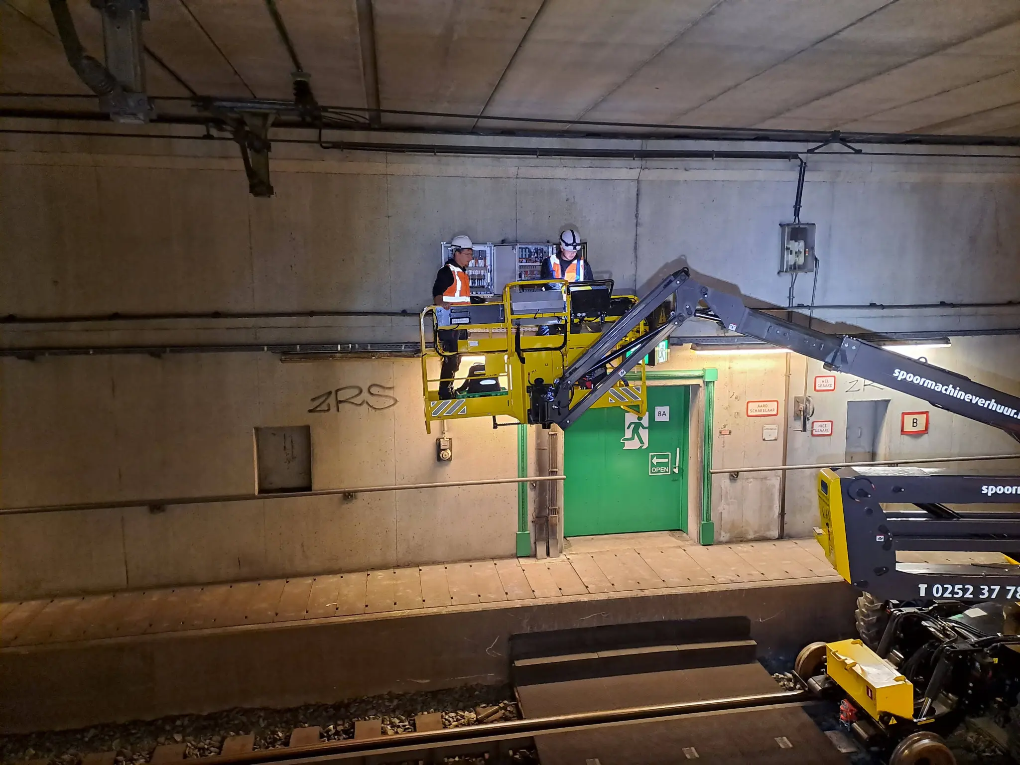 Modernizacja automatyki na dworcu kolejowym w Holandii z podnośnika szynowego